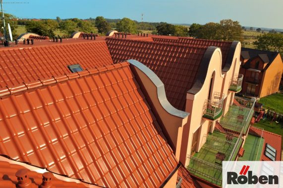 Realizácia strechy s keramickou škridlou Röben Monza plus medena engoba